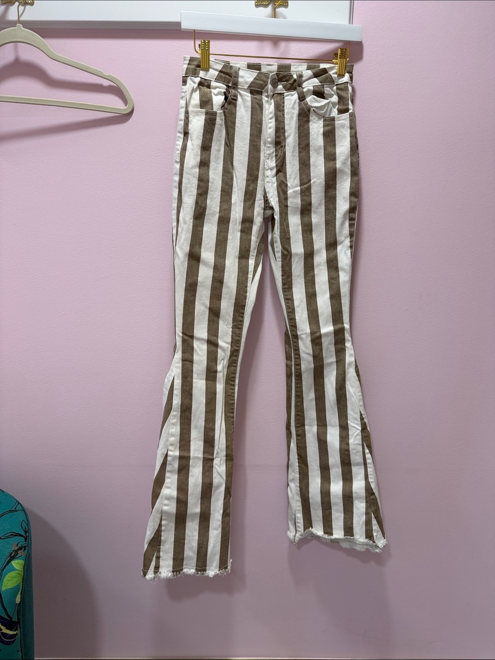 Wide Leg Stripe Jeans in Brown & White